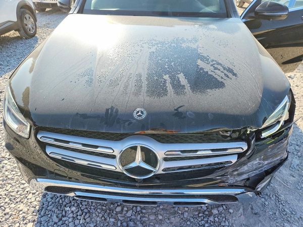 2022 MERCEDES-BENZ GLC — Engine bay