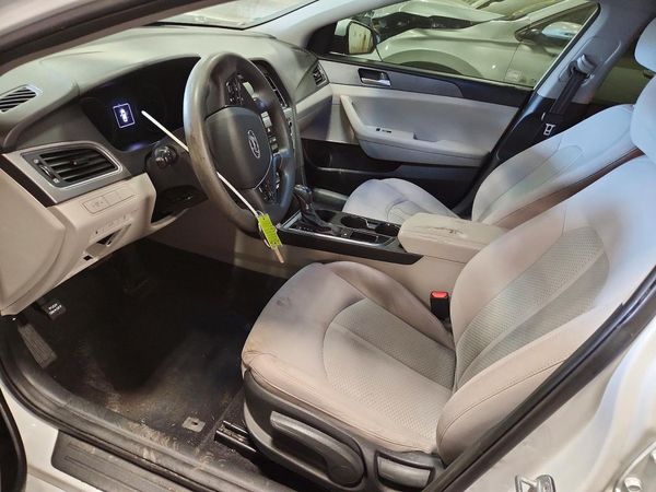 2016 HYUNDAI SONATA — DENT