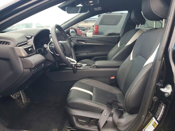 2025 TOYOTA CAMRY — DENT
