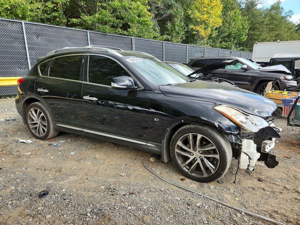 2017 INFINITI QX50 — Passenger 3/4