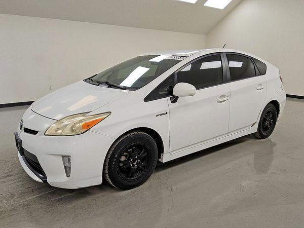 2012 TOYOTA PRIUS — DSFA — Front 3/4