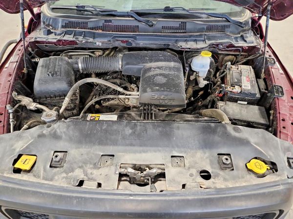 2021 RAM 1500 CLASSIC SLT — Engine bay