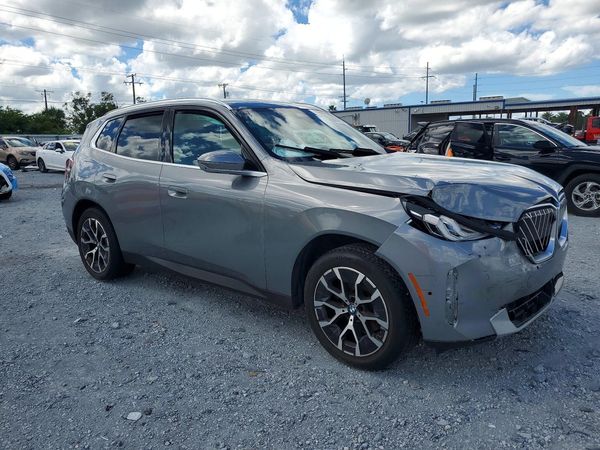 2026 BMW X3 30 xDrive — Passenger 3/4