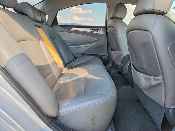 2012 HYUNDAI SONATA Middle level — PSRS