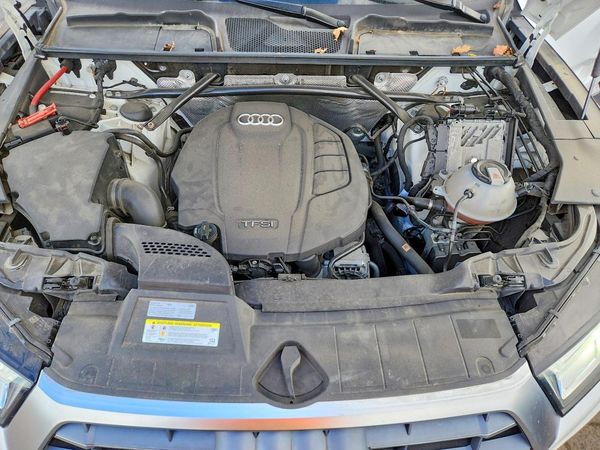 2018 AUDI Q5 quattro Premium Plus — Engine bay