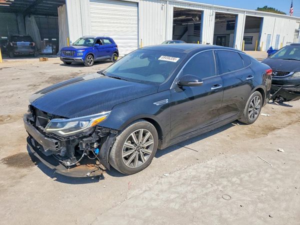 2020 KIA OPTIMA — Front 3/4