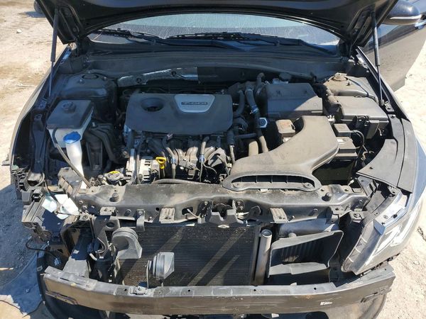 2020 KIA OPTIMA — Engine bay