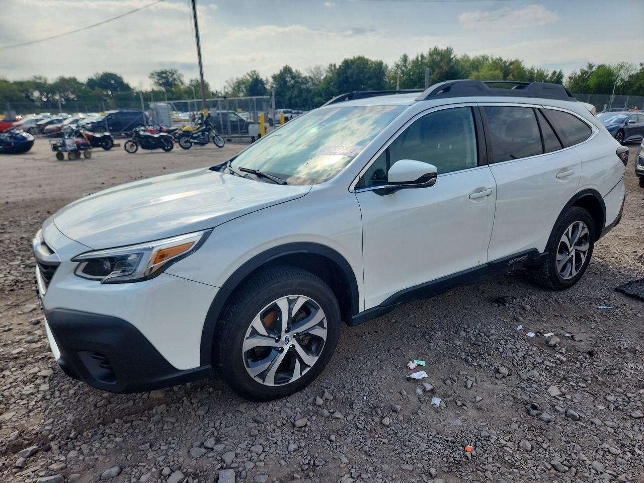 2021 SUBARU OUTBACK — Front 3/4