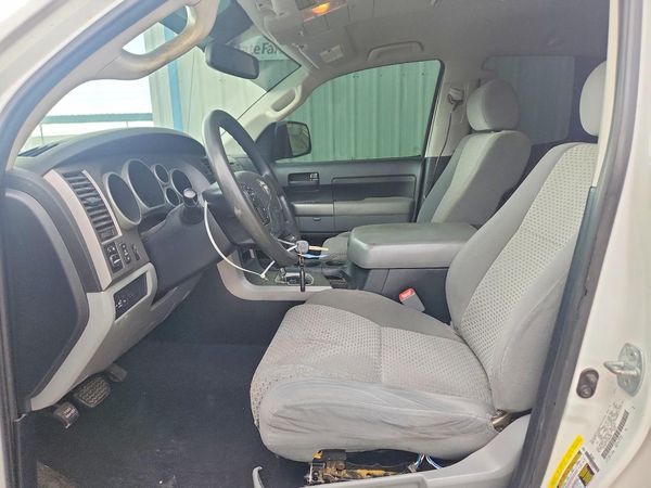 2012 TOYOTA TUNDRA SR5 — DENT