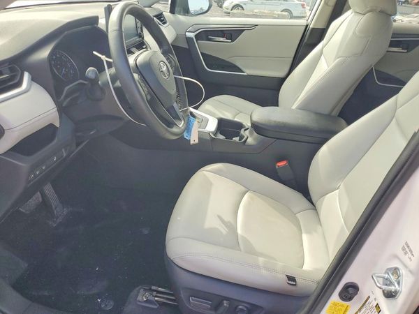 2021 TOYOTA RAV4 — DENT