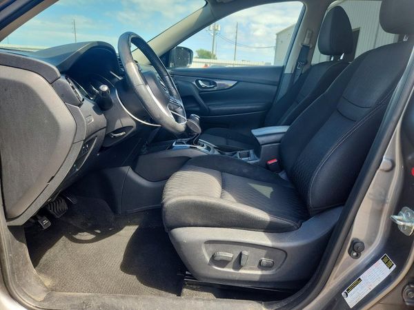 2018 NISSAN ROGUE — DENT
