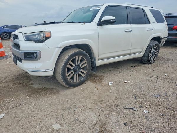 2016 TOYOTA 4RUNNER — Front 3/4