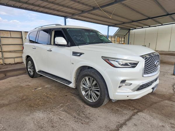 2018 INFINITI QX80 — Passenger 3/4