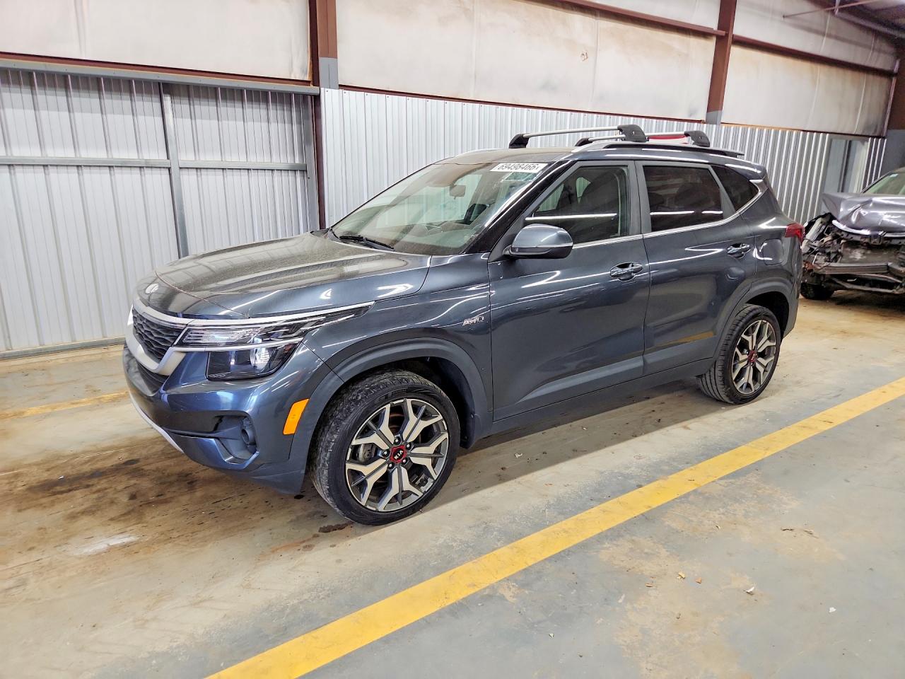 2021 KIA SELTOS S — Front 3/4
