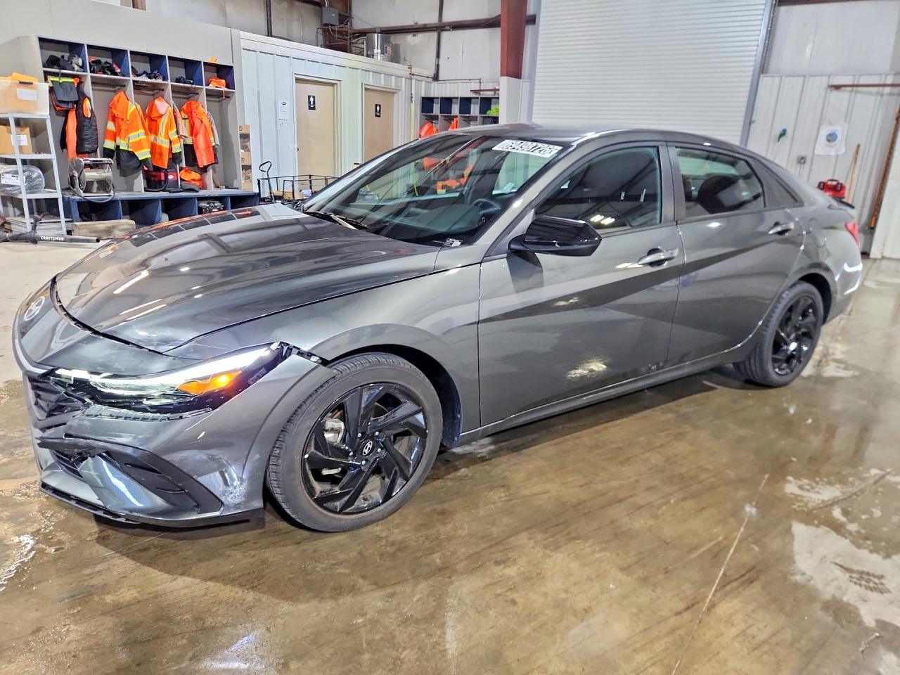 2026 HYUNDAI ELANTRA — Front 3/4