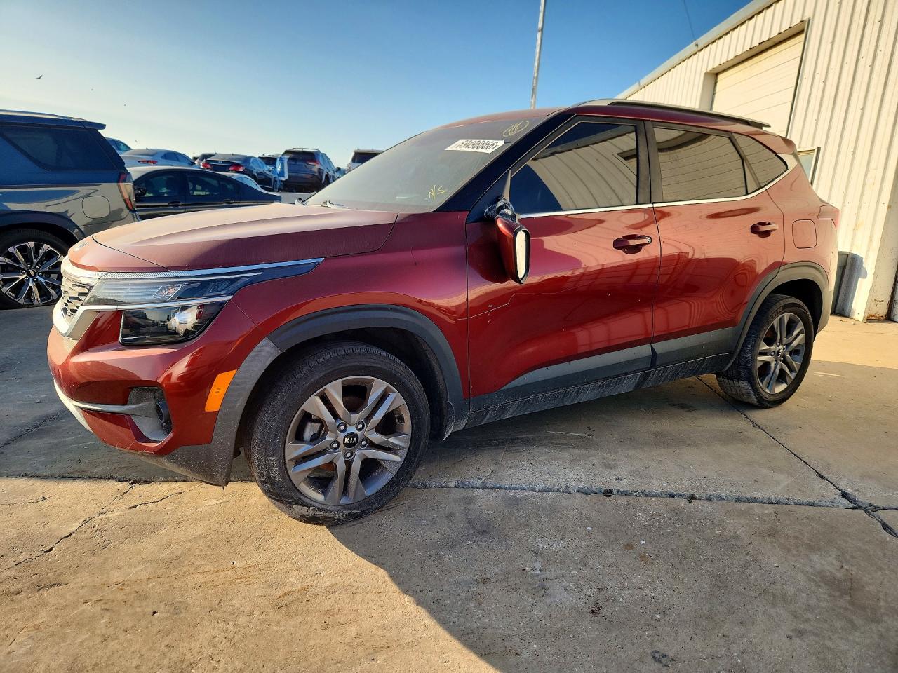 2021 KIA SELTOS S — Front 3/4
