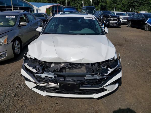 2025 HYUNDAI ELANTRA SEL Convenience — DIRF
