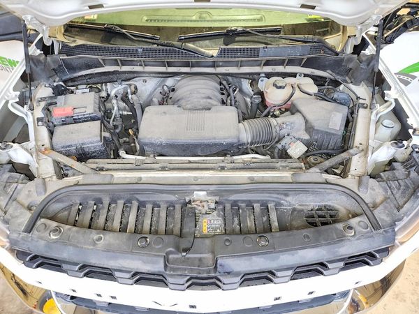 2019 CHEVROLET SILVERADO Work Truck — Engine bay