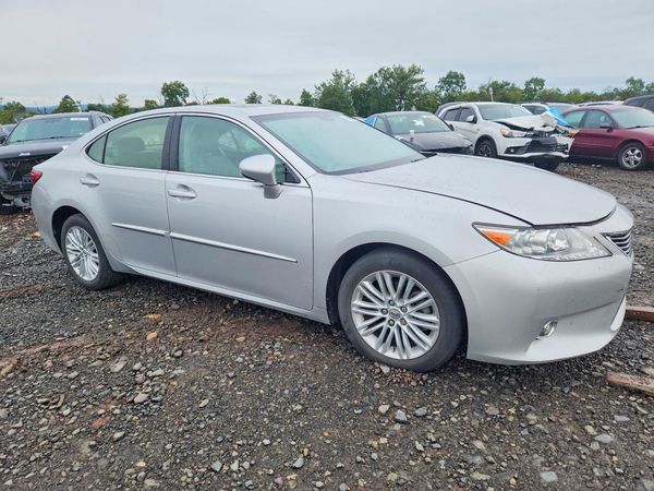 2014 LEXUS ES 350 — Passenger 3/4
