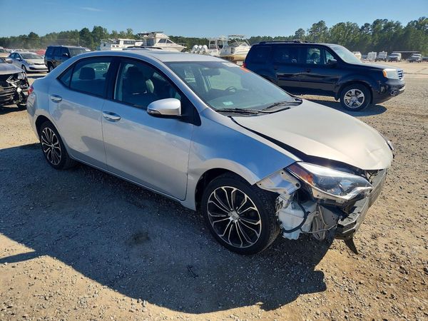 2015 TOYOTA COROLLA L/LE — Passenger 3/4