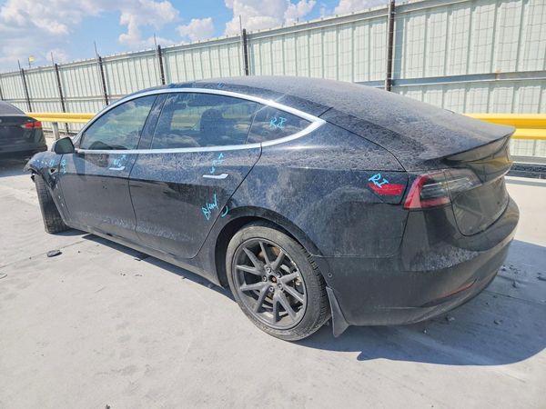 2018 TESLA MODEL 3 — DSRA