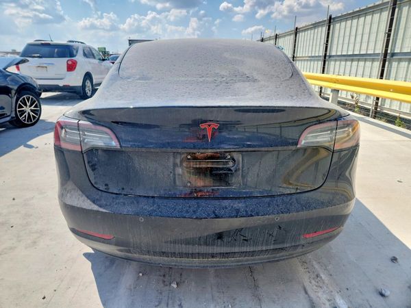 2018 TESLA MODEL 3 — DIRR