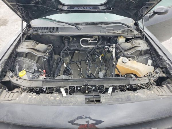 2022 DODGE CHALLENGER R/T SCAT PACK — Engine bay