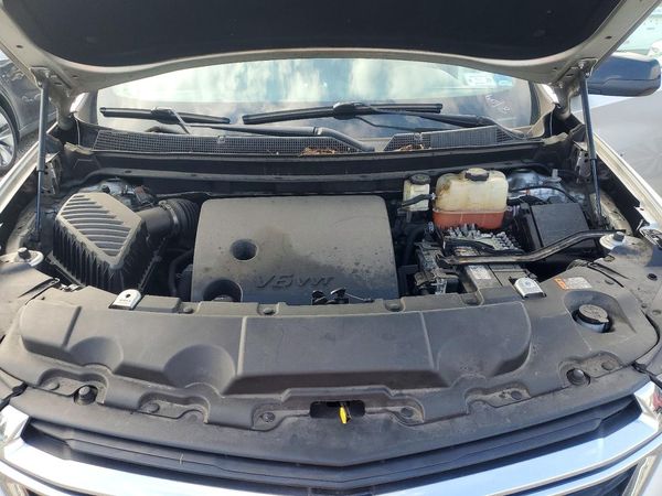 2022 CHEVROLET TRAVERSE LS — Engine bay