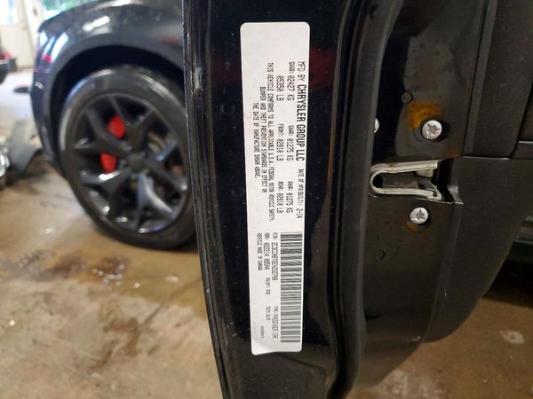 2014 CHRYSLER 300 — VINS
