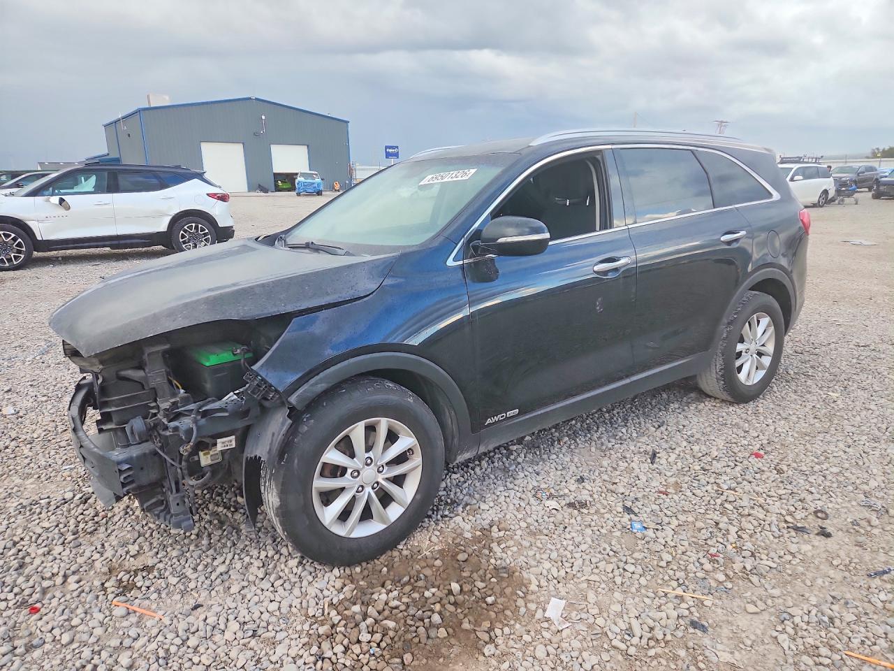 2016 KIA SORENTO — Front 3/4