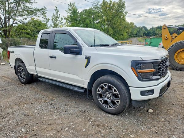 2024 FORD F150