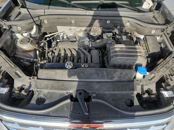 2023 VOLKSWAGEN ATLAS CROSS SPORT — Engine bay