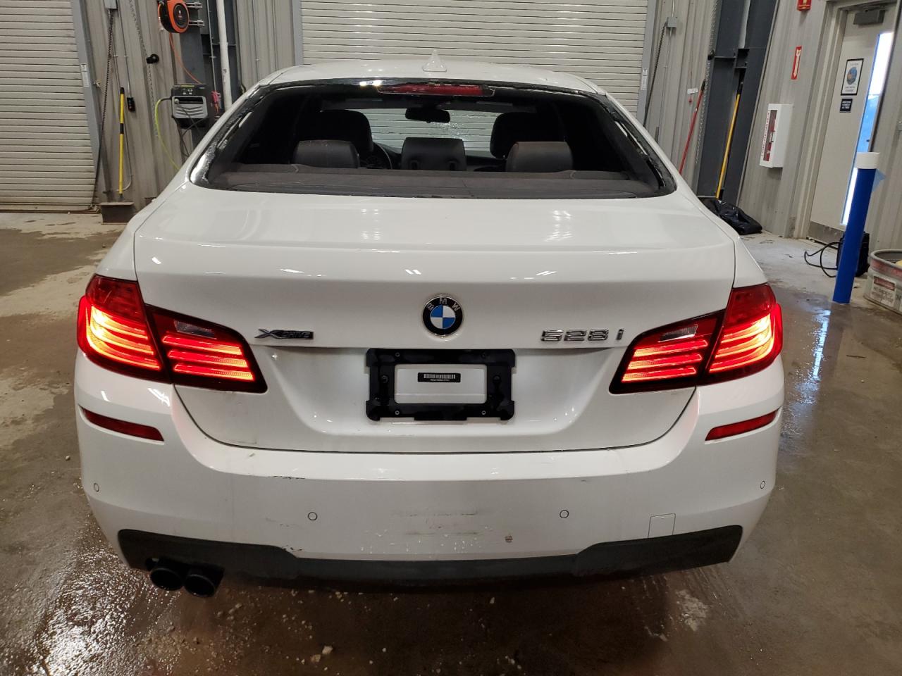 2016 BMW 528 xDrive