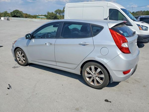 2013 HYUNDAI ACCENT GLS Premium/ SE