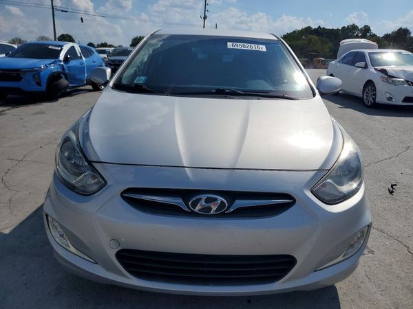 2013 HYUNDAI ACCENT GLS Premium/ SE