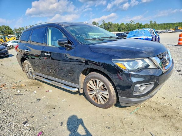 2018 NISSAN PATHFINDER — Passenger 3/4