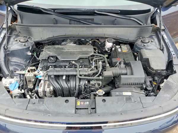 2025 HYUNDAI KONA — Engine bay