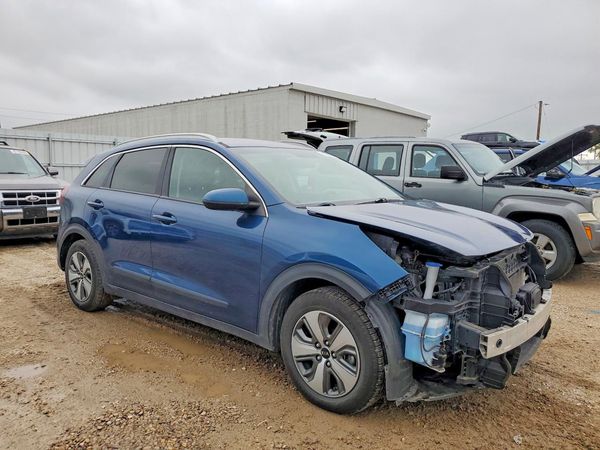 2019 KIA NIRO FE (HEV), LX (HEV) — Passenger 3/4