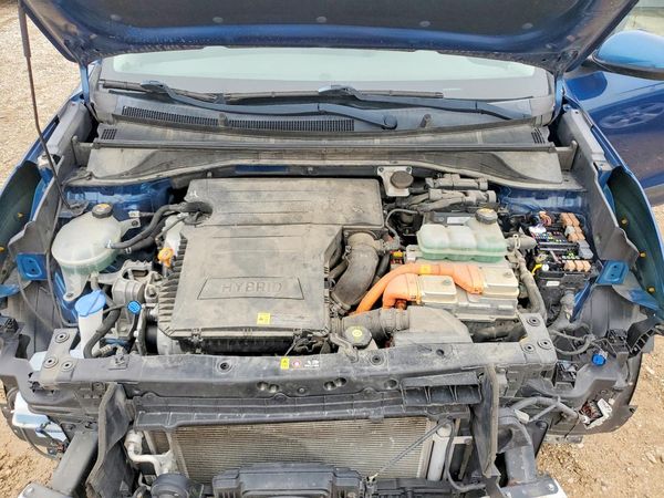 2019 KIA NIRO FE (HEV), LX (HEV) — Engine bay