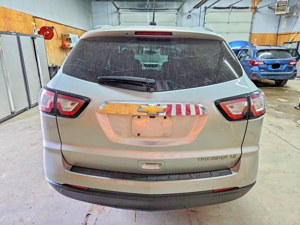 2016 CHEVROLET TRAVERSE LS — DIRR