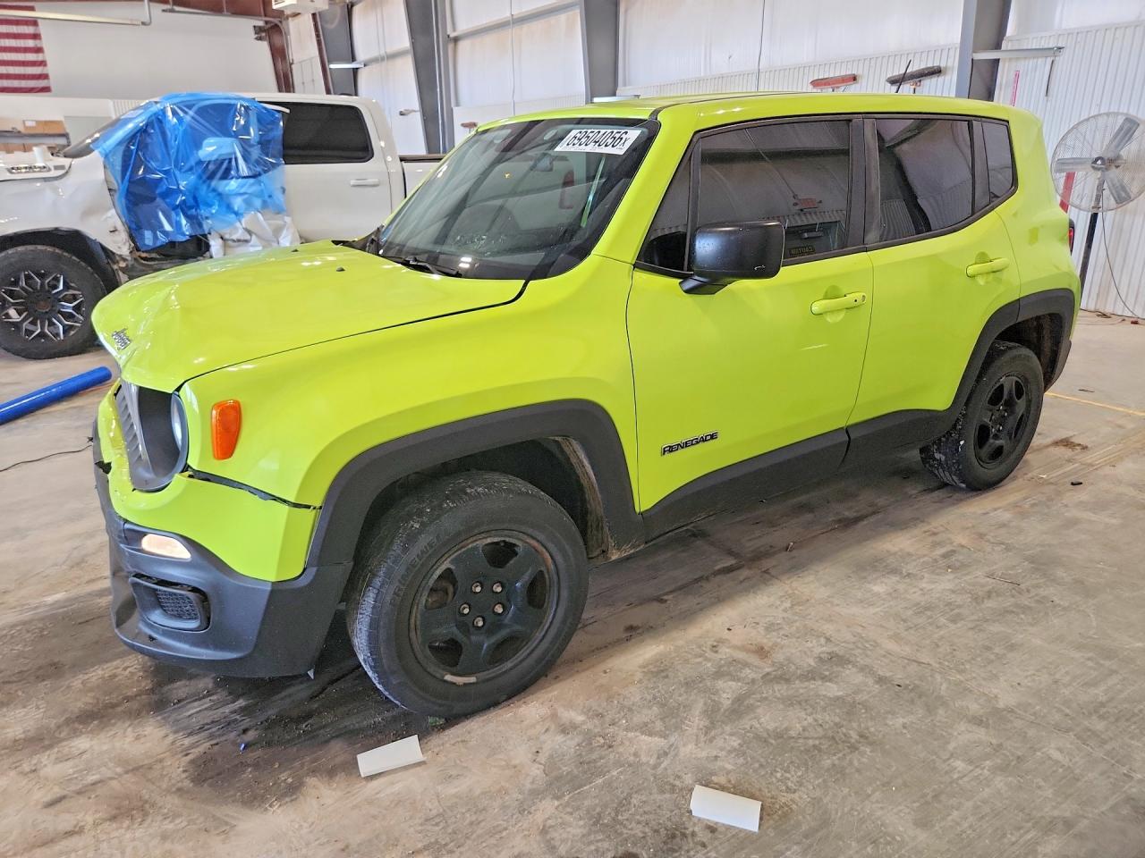 2017 JEEP RENEGADE — Front 3/4