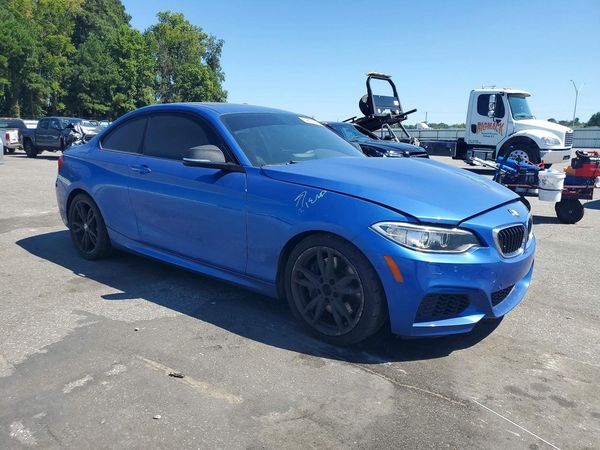 2015 BMW M235XI — Passenger 3/4