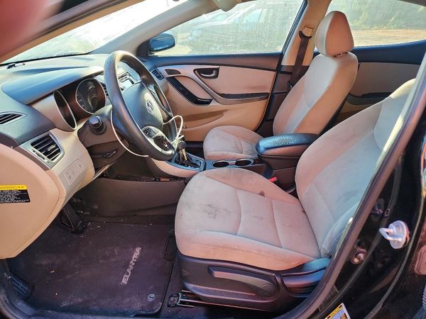 2014 HYUNDAI ELANTRA — DENT