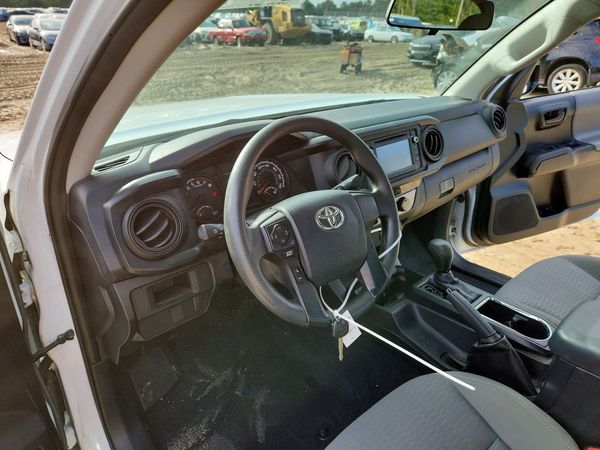 2017 TOYOTA TACOMA SR/SR5 — CKPT