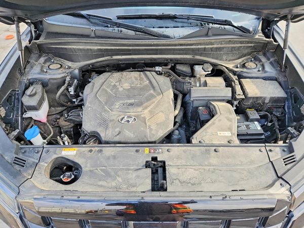 2023 HYUNDAI PALISADE Limited — Engine bay