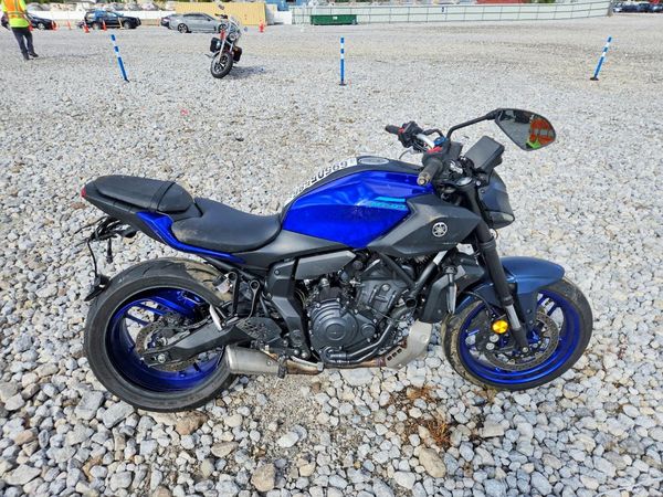 2025 YAMAHA MTN690 — RSDT