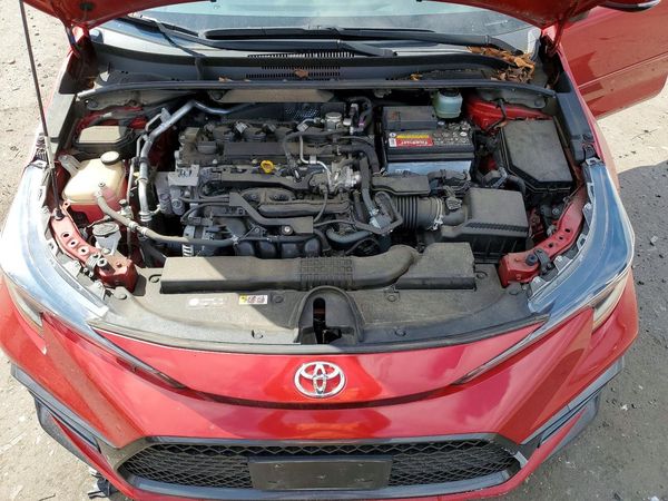 2020 TOYOTA COROLLA SE, CVT, w/Premium pkg — Engine bay