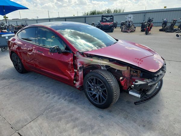 2024 TESLA MODEL 3 — Passenger 3/4