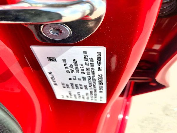 2024 TESLA MODEL 3 — VINS