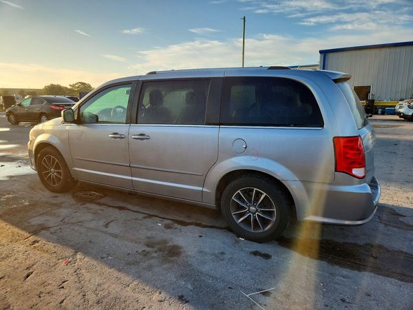 2017 DODGE GRAND CARAVAN SXT — DSRA